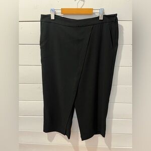 📍🖤Black culotte pants with wrap front – Laurèl – Size 12 (CA/US)🖤52/2